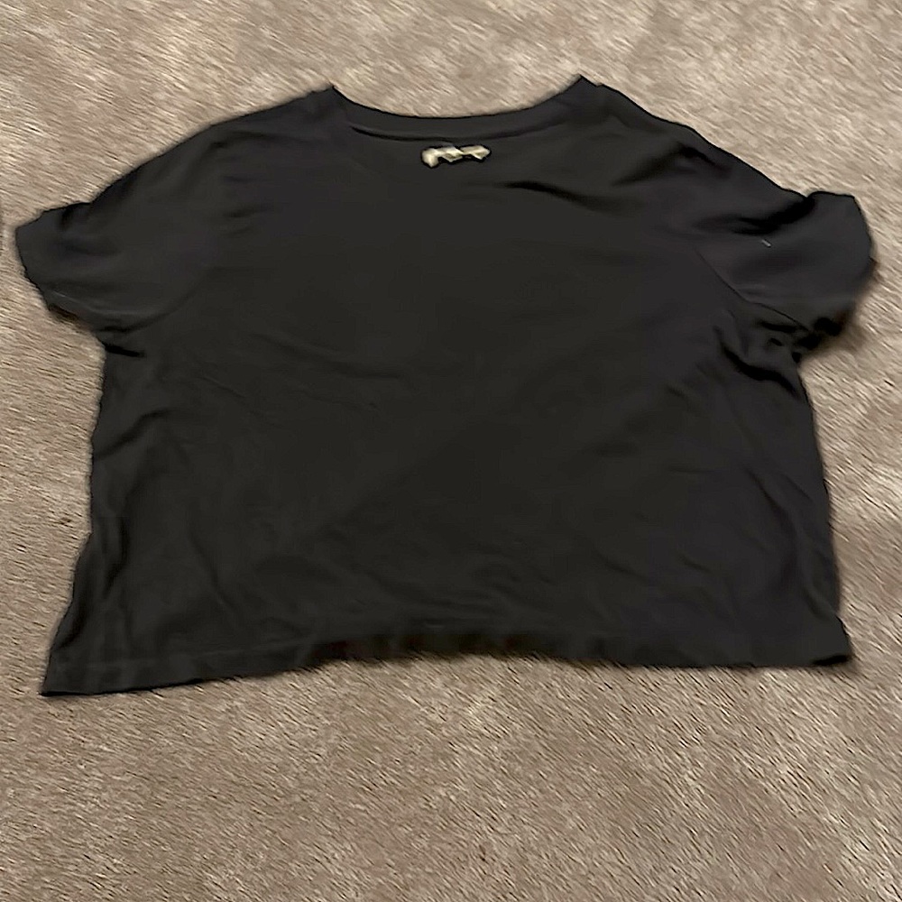 Plain gray/black loose crop top large